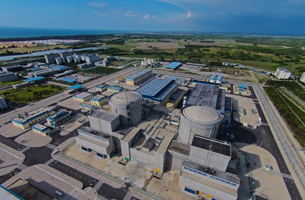 昌江核电厂位于海南省昌江县海尾镇唐兴村,海南昌江核电厂堆型为二代