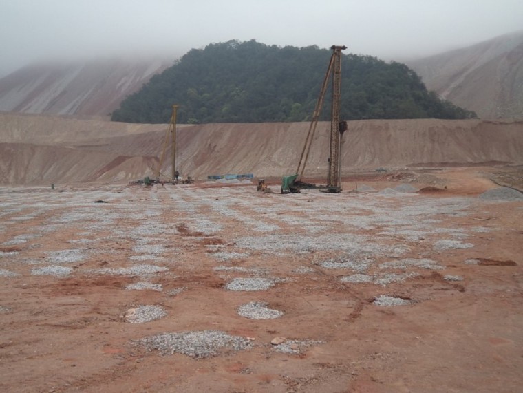 挤密砂石桩复合地基