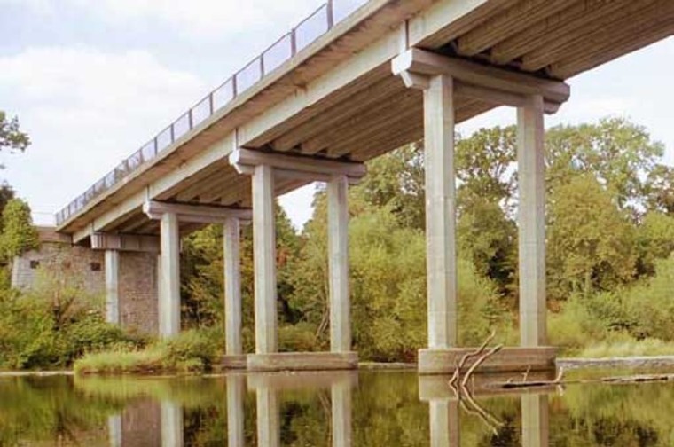 桥梁墩台和基础的分类与构造特点