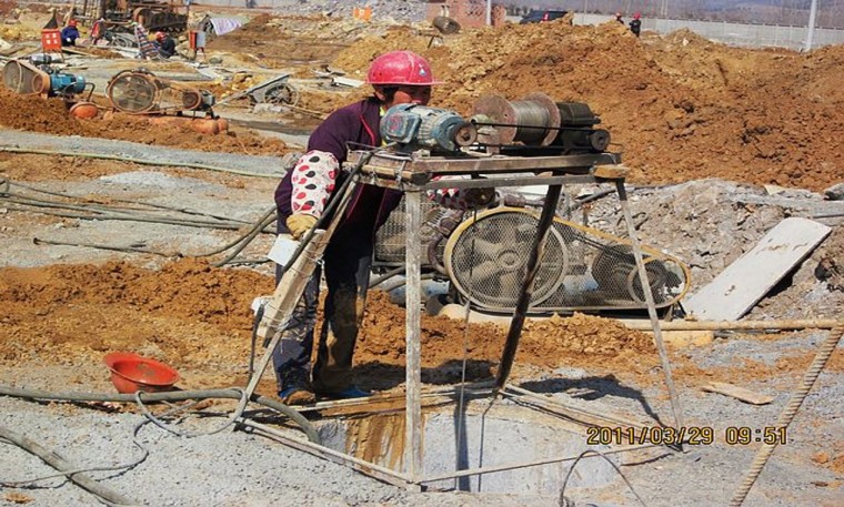 人工挖孔桩施工安全技术交底及培训