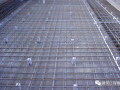 如何确保钢筋混凝土保护层厚度？