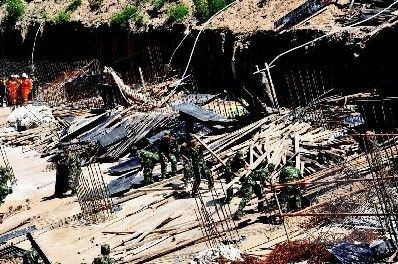 陕西榆林在建工地坍塌事故已致5人死亡