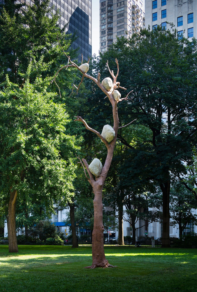 美国纽约麦迪逊广场公园青铜树景观