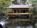 日本寒川神社花园
