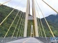 西藏通麦：“四隧两桥”让天险成通途