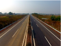 公路改建工程中沥青路面平整度的有效控制措施