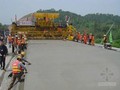 高等级水泥混凝土路面滑模摊铺机施工工法