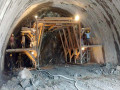 隧道断层破碎带施工方案