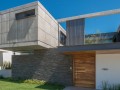 通透的卡萨·塞基斯小屋——混凝土，钢和玻璃的协奏曲