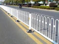 城市道路中间隔离护栏的设计规范