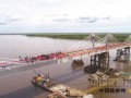 中俄合建首座跨境公路桥合龙