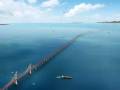 中国建了一座全球最长跨海大桥和两个人工岛，再次震惊世界！