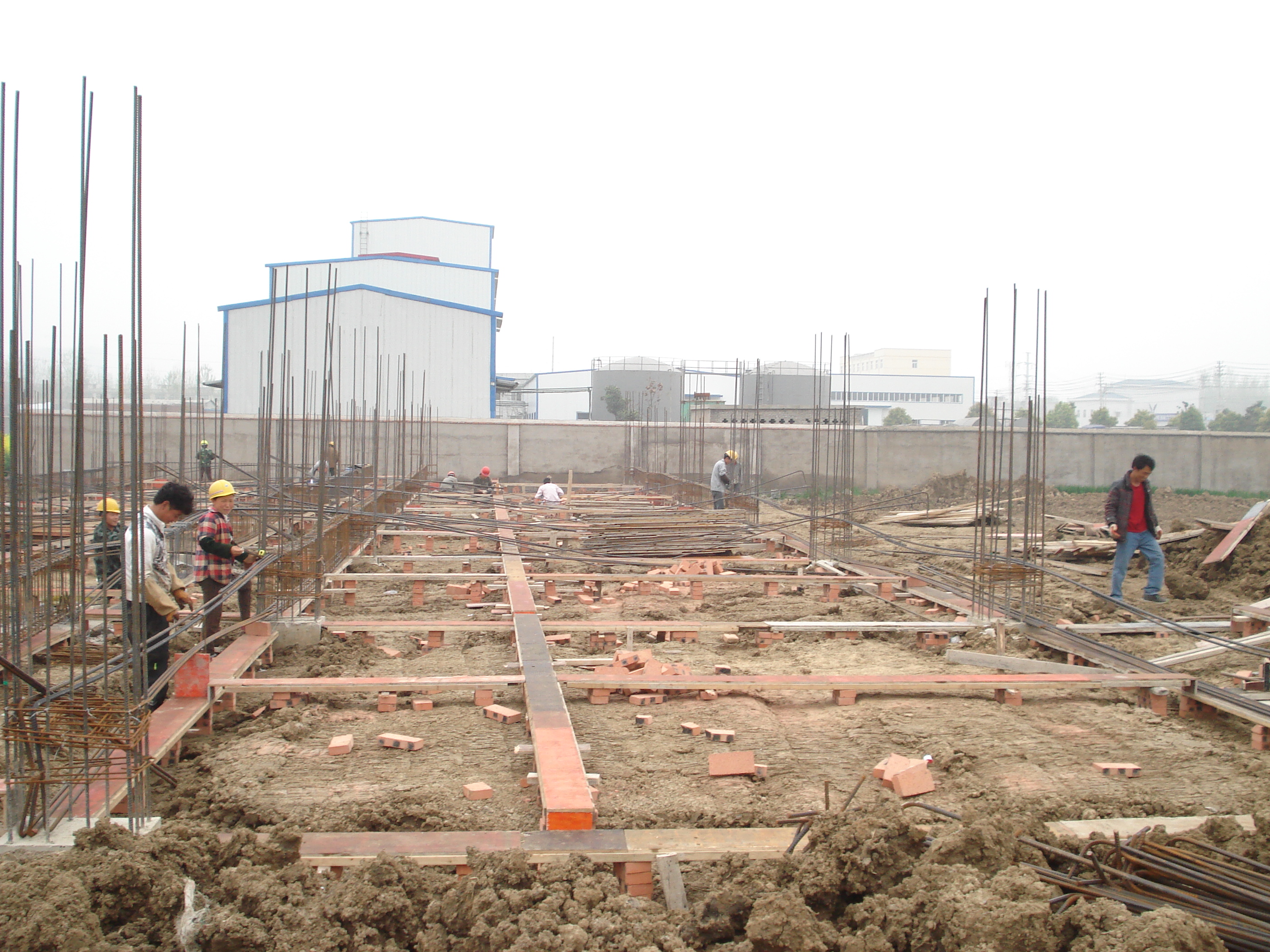 某厂房施工过程图片-施工现场照片-筑龙建筑施工论坛