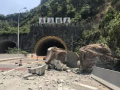 从沪蓉高速庙梁隧道入口边坡岩体坍塌，看桥隧相连处差异沉降防治