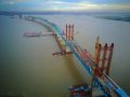 沪通长江大桥--世界上最大跨度的公铁两用钢拱桥