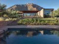 仿若生命与环境自然共生的Arizona沙漠住宅