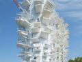 藤本壮介设计的像树一样的公寓楼建成了，每户都有“空中花园”