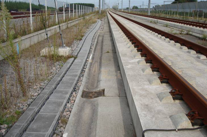 客运专线无砟轨道结构及关键技术总结(75页)