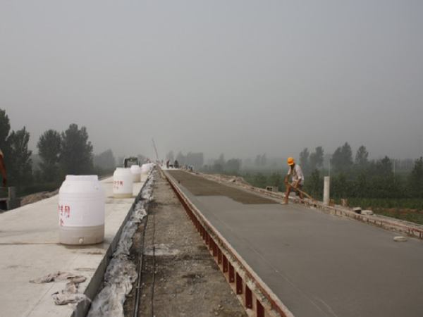 给排水管道穿越铁路资料下载-铁路扩能改造CRTSI双块式无砟轨道施工方案