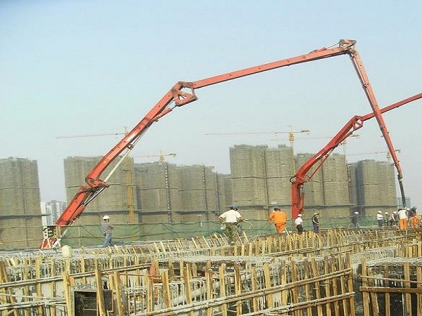 后浇带cad详图资料下载-地下室顶板后浇带回顶安全专项施工方案