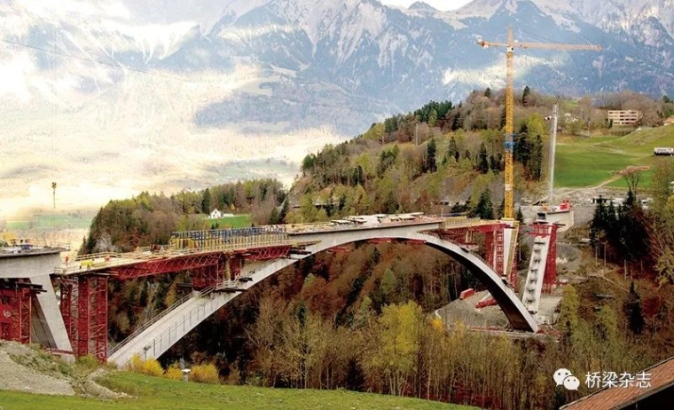 bim技术在岩土工程中的应用资料下载-在阿尔卑斯山脉用BIM技术建一座桥！