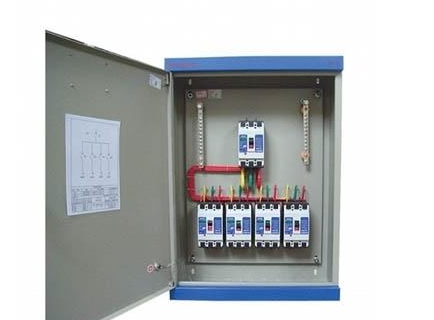 应急照明集中电源箱资料下载-是否应按防火分区设置应急照明配电箱？
