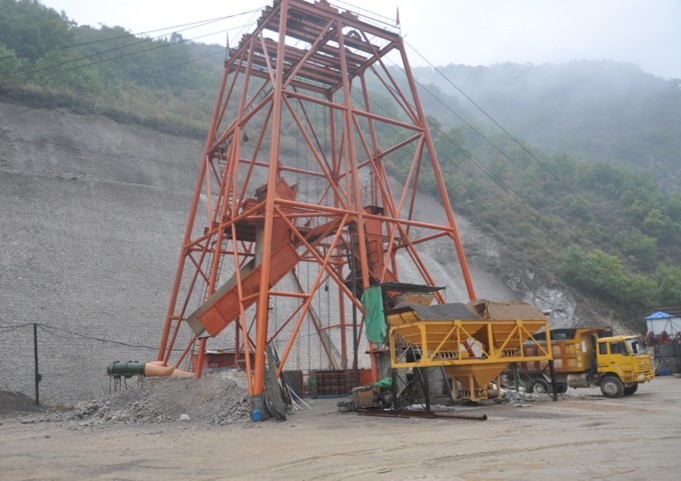 隧道机房cad资料下载-高速公路特长隧道大直径通风竖井施工工法关键技术汇报材料