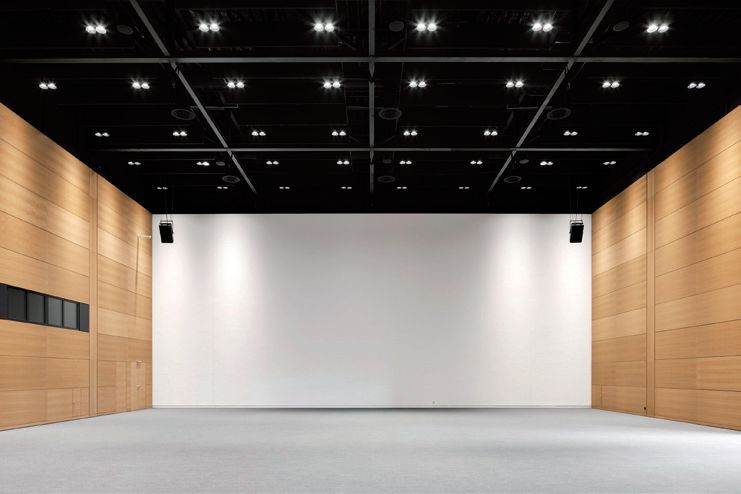 汉诺威会展中心19/20 号展厅室内