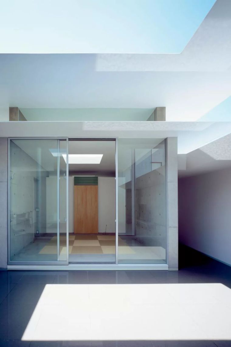 [分享]五个"无窗"之屋,黑房间?不不不!