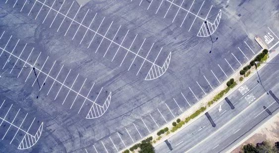 注册建筑师场地设计停车场资料下载-停车场除了停车，能干些别的吗？