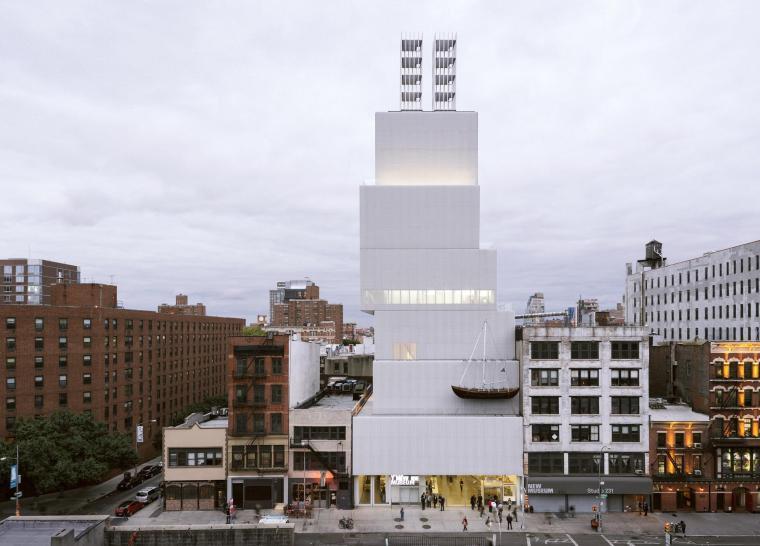 纽约古根海姆博物馆立面资料下载-由OMA设计的与曼哈顿博物馆相连的新建筑