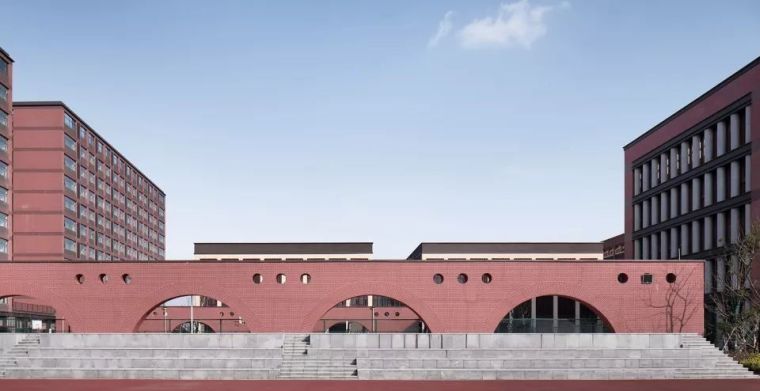 [分享]秩序,仪式与精神 - 南京明道中学,江苏 / 修舍建筑