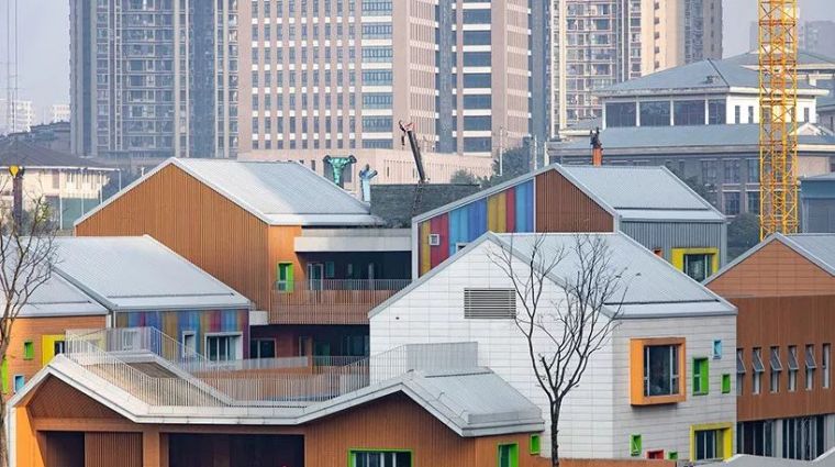 个性室外建筑资料下载-中国，重庆，幼儿园 / 元象建筑事务所