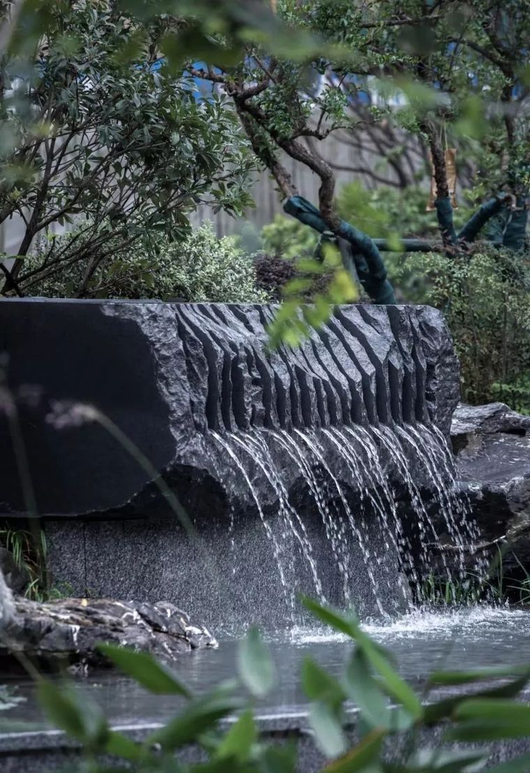 [分享]无水不成景 · 叠水 理水 阔瀑 飞瀑