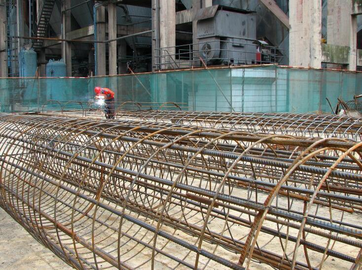 芜湖长江大桥钻孔桩资料下载-钻孔灌注桩施工质量控制（57页，附图丰富）
