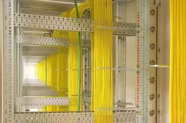 弱电工程施工记录资料下载-弱电布线合集▶弱电布线也可以是一门艺术，太舒服了！！