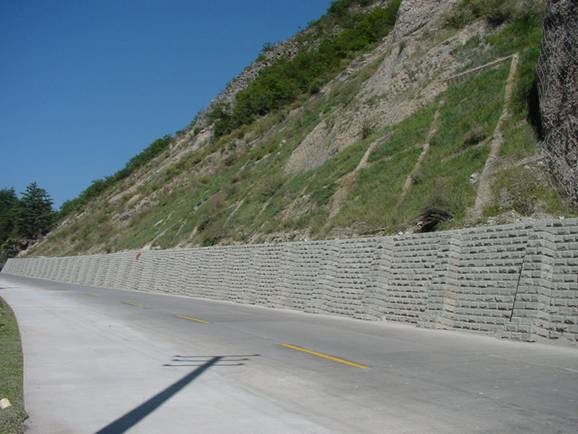 路基边坡破坏类型及防护建筑物施工方法