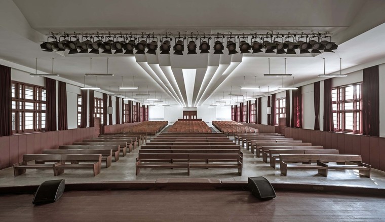 上海复旦大学湘辉厅建筑-conserved_interior_of_Xianghui_Hall