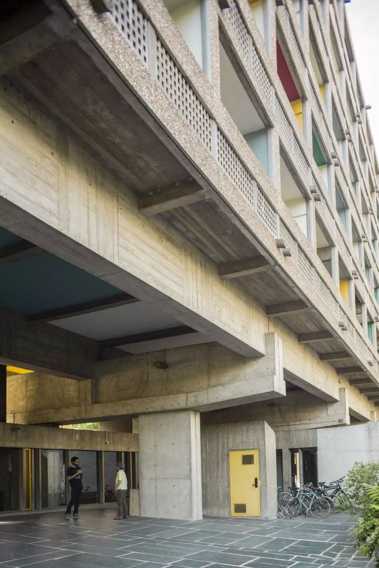 勒·柯布西耶丨现代主义建筑先驱者-室内设计-筑龙室内设计论坛