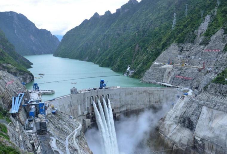 全国第8大客运枢纽站资料下载-锦屏水电站简单分析课件