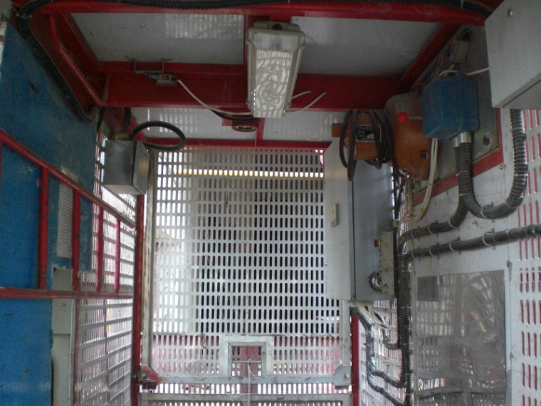 施工升降机专项安全方案资料下载-施工升降机安全规程培训讲义（图文并茂）