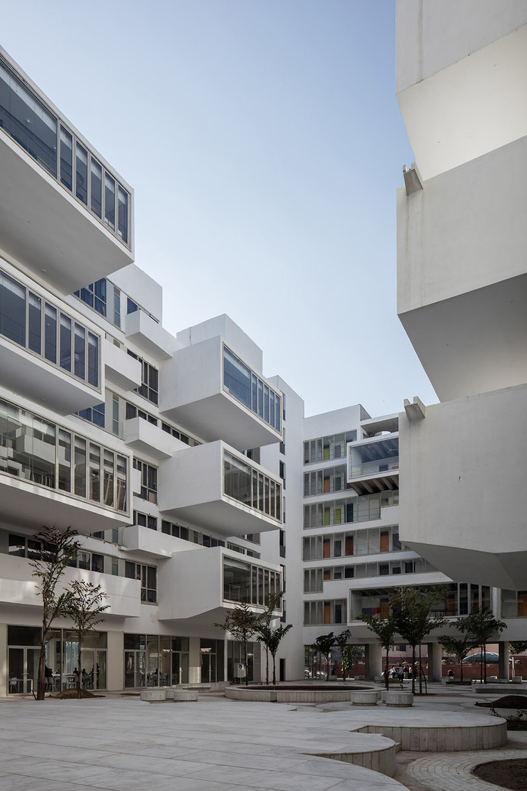 印度塔帕尔大学学生公寓楼-mccullough mulvin architects-居住建筑