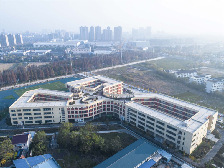 电气工程和电子工程资料下载-住宅小区建筑电气工程施工方案