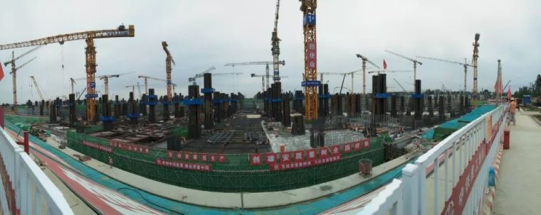 17米钢结构结构资料下载-铁路雄安站站房钢结构工程地下主体结构完工