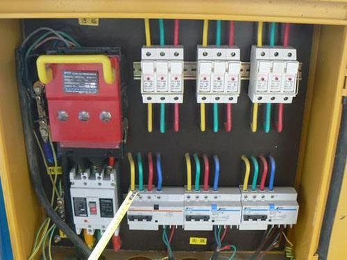 临时用电原则资料下载-施工临时用电监理管理控制要点（PPT）