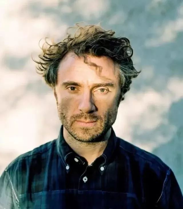 平面图设计师资料下载-堪称建筑界达芬奇！鬼才设计师Heatherwick