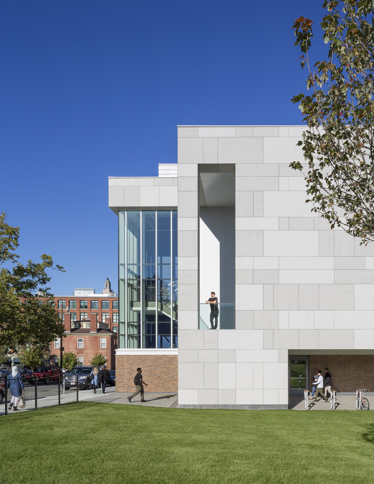 美国约翰逊威尔士大学约翰·鲍文科学与创新