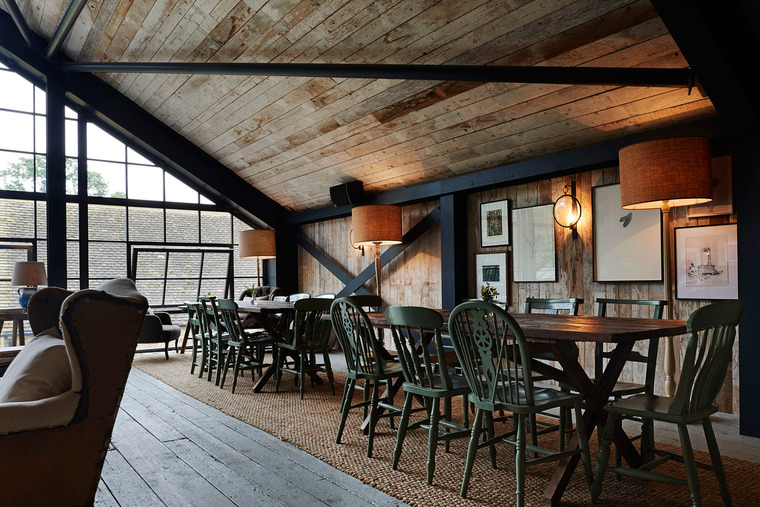 英国牛津郡Soho农庄-006-NEW-SOHO-FARMHOUSE-IN-OXFORDSHIRE-by-SOHO-HOUSE-DESIGN-TEAM-MICHAELIS-BOYD