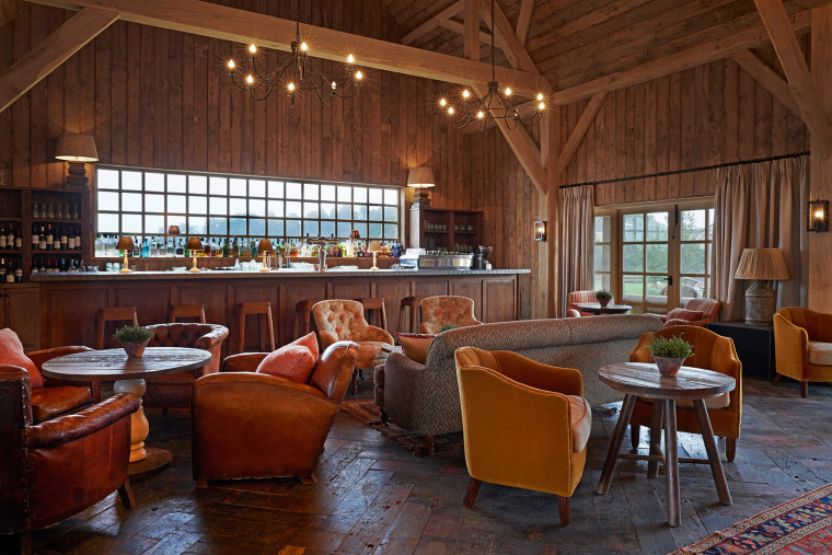 英国牛津郡Soho农庄-015-NEW-SOHO-FARMHOUSE-IN-OXFORDSHIRE-by-SOHO-HOUSE-DESIGN-TEAM-MICHAELIS-BOYD