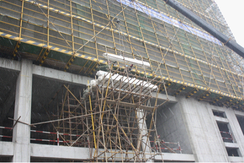 斜屋面悬挑式脚手架施工方案(含大图计算)